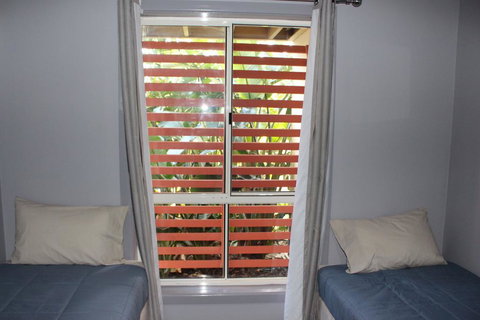 Aqualuna Apartments - Hervey Bay Accommodation 1