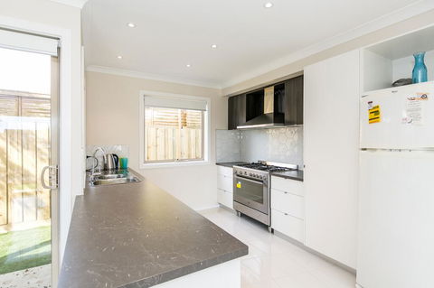 Aquilla Townhouse 6 - Tourism Hervey Bay 1