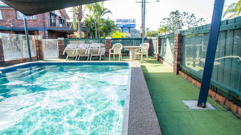 Arabella Motor Inn (formerly South Tweed Motor Inn) - Hervey Bay Accommodation 0