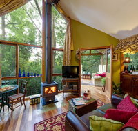 Arcadia Cottages - Hervey Bay Accommodation