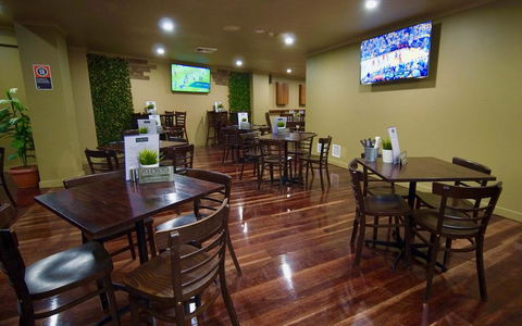 Argyle Hotel - Tourism Hervey Bay 1