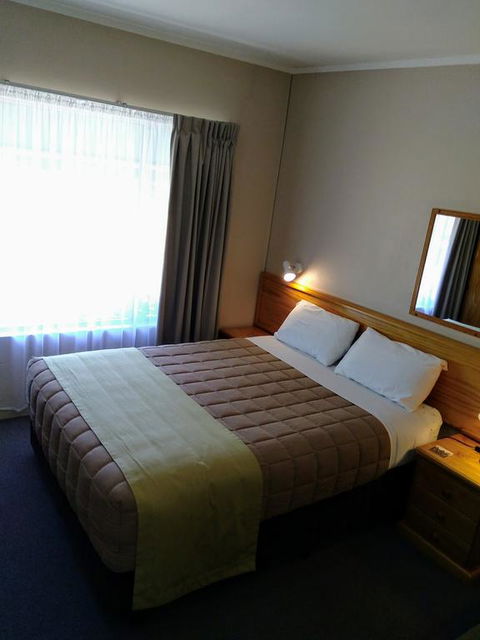 Armidale Rose Villa Motel - Tourism Hervey Bay 3