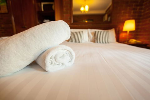 Armour Motor Inn - Tourism Hervey Bay 2