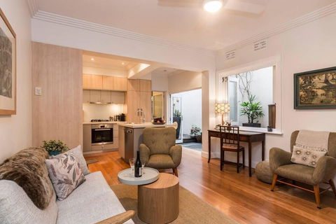 Art Deco 2 Bed Sydney/Darlinghurst Gem - Tourism Hervey Bay 1