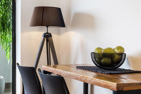 Artsy Apartment CBD City Views And Balcony - Tourism Hervey Bay 2