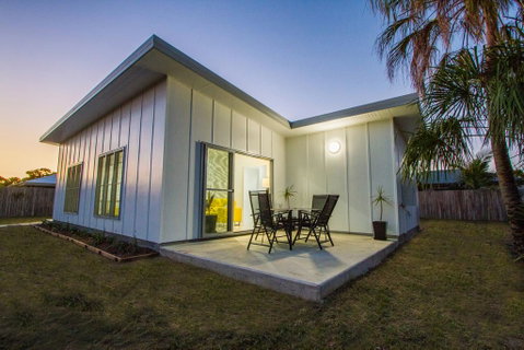 Ashanti - Hervey Bay Accommodation 0
