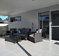 Ashley's retreat Short walk to beach - Tourism Hervey Bay