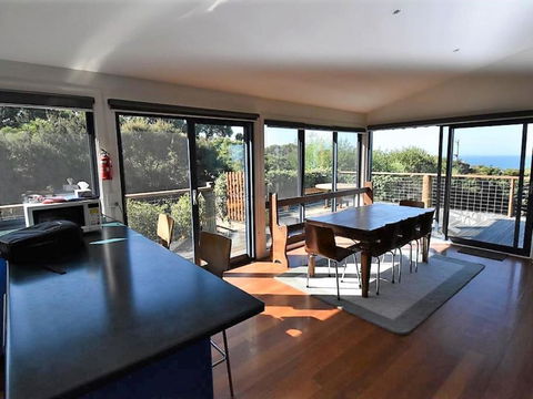 Magic Beach House - Tourism Hervey Bay 3
