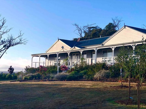 Luxury Accomodation, Farm Stay, Stunning Views Near Daylesford - Hervey Bay Accommodation 0
