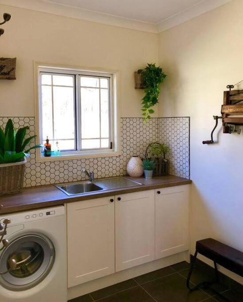 Luxury Accomodation, Farm Stay, Stunning Views Near Daylesford - Hervey Bay Accommodation 3