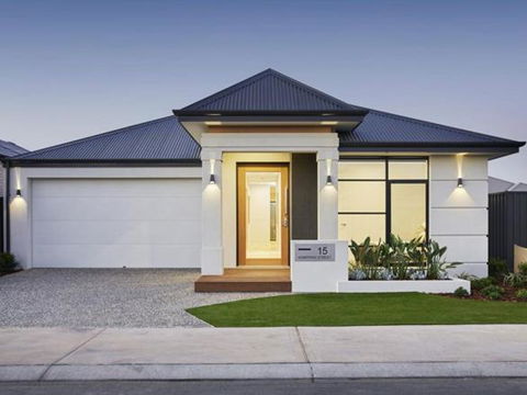 Luxury Bedrooms In A Resort Style Home - Tourism Hervey Bay 1