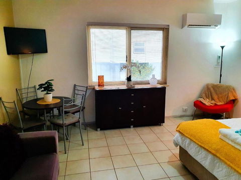 M104 West Perth Studio Apartment Near Kings Park - Tourism Hervey Bay 3