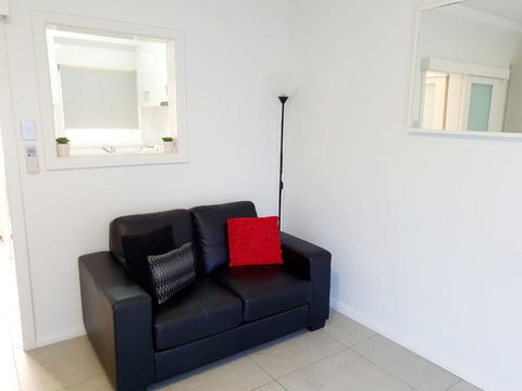 M4 West Perth Studio Apartment Near Kings Park - Hervey Bay Accommodation 1