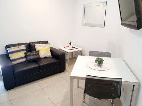 M5 West Perth Studio Apartment Near Kings Park - Tourism Hervey Bay 1