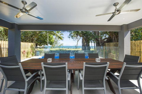 Magnetic Daze - Tourism Hervey Bay 1