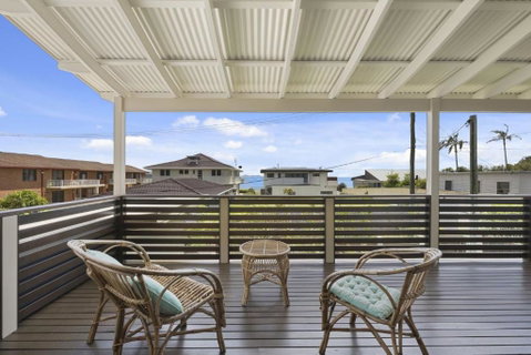 Main Beach - Tourism Hervey Bay 1