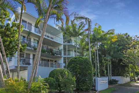 MAINSAIL8- MOOLOOLABA BEACH - Tourism Hervey Bay 3