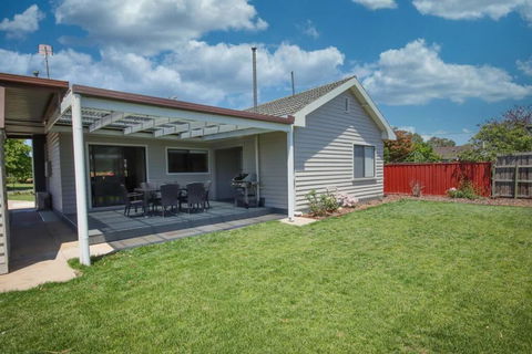 Mansi On Raymond - Tourism Hervey Bay 2