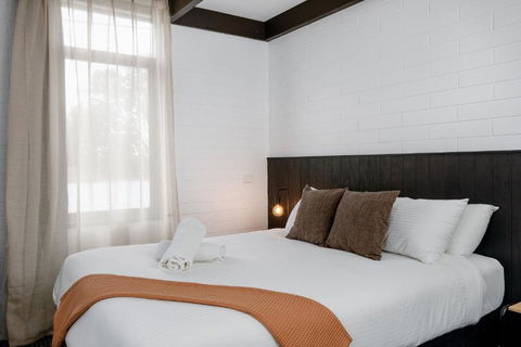 M Hotel - Tourism Hervey Bay 2