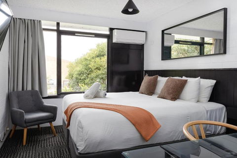 M Hotel - Tourism Hervey Bay 3