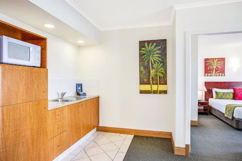 Mantra Twin Towns - Hervey Bay Accommodation 3