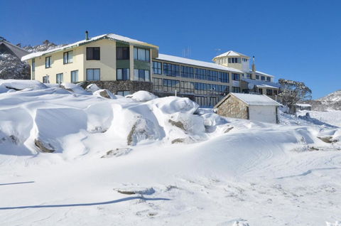 Marritz Hotel - Hervey Bay Accommodation 0