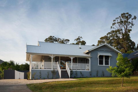 Marysville Luxury Villa - Hervey Bay Accommodation 0