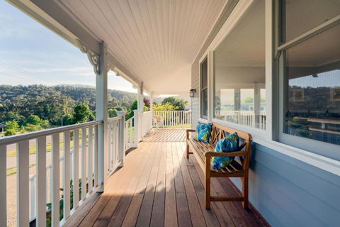 Marysville Luxury Villa - Hervey Bay Accommodation 1