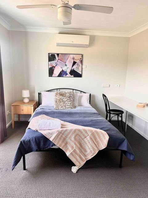 Maya Newcasle 6 Bedrooms Home - Hervey Bay Accommodation 0