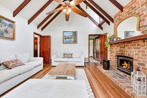 Meadowbrook Manor In North Rothbury - Hervey Bay Accommodation 0