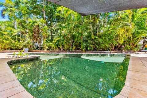 Melaleuca Hideaway - Beach Pool Free Parking - Hervey Bay Accommodation 3