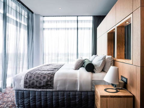 Mercure Sydney Liverpool - Tourism Hervey Bay 0