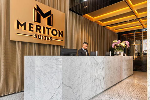 Meriton Suites Melbourne - Tourism Hervey Bay 2