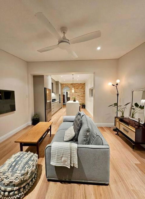 Marrickville Unique And Fresh Renovated Apartment - Tourism Hervey Bay 2