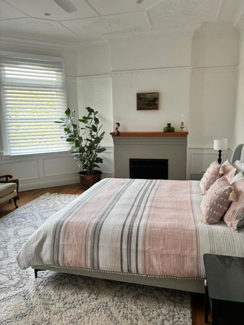 Marrickville Unique And Fresh Renovated Apartment - Tourism Hervey Bay 0