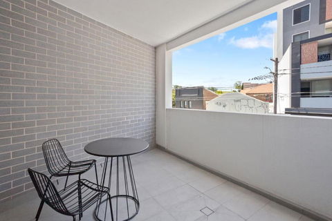 Modern 2BD In Trendy Inner West - Tourism Hervey Bay 1