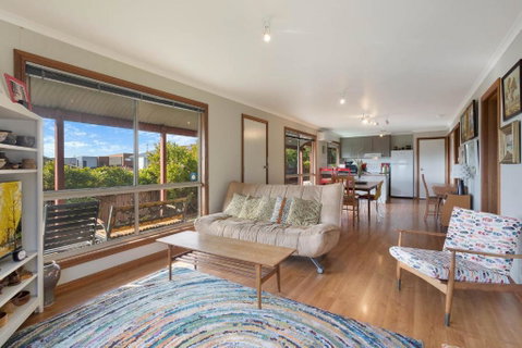 Monaro Cottage - Hervey Bay Accommodation 3