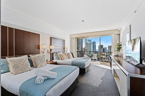 MODERN Twin Units In Surfers Paradise - Q Stay - Tourism Hervey Bay 0