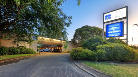 New Crossing Place Motel - Hervey Bay Accommodation 0
