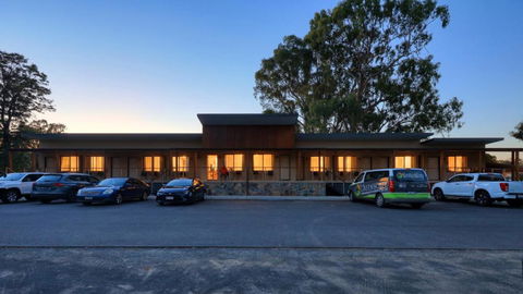 New Crossing Place Motel - Hervey Bay Accommodation 3