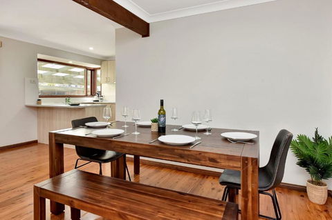 NEW PropertyBreezy Bayside Haven At Brightwaters - Hervey Bay Accommodation 3