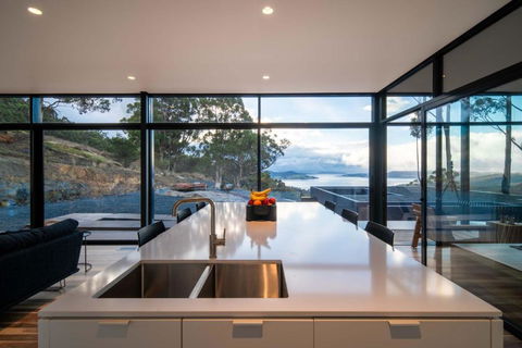 Mountain Top Snug, House Itas - Tourism Hervey Bay 2