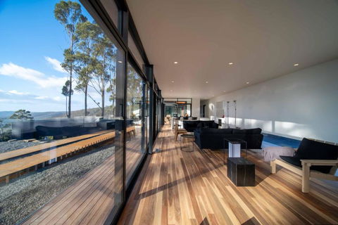 Mountain Top Snug, House Itas - Tourism Hervey Bay 3