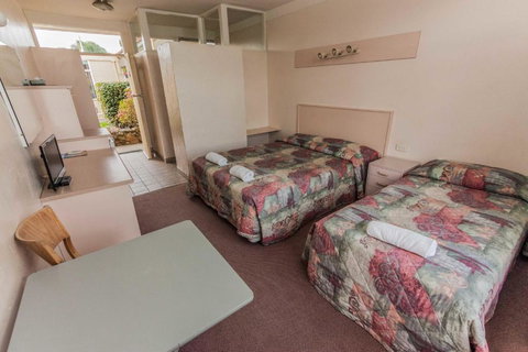 Moruya Waterfront Hotel Motel - Hervey Bay Accommodation 3