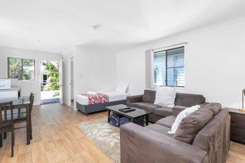 Mossman Resort Holiday Villas - Hervey Bay Accommodation 1