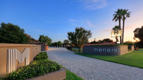 Motel Meneres - Hervey Bay Accommodation 0