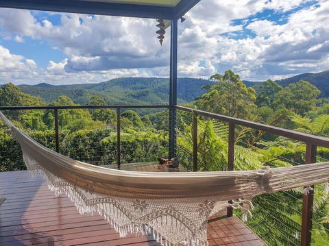 Mountain View Escape - Hervey Bay Accommodation 2