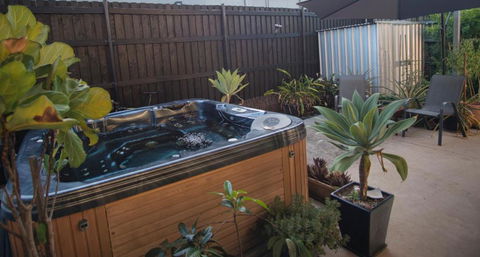 Mount Gravatt Guesthouse - Tourism Hervey Bay 3
