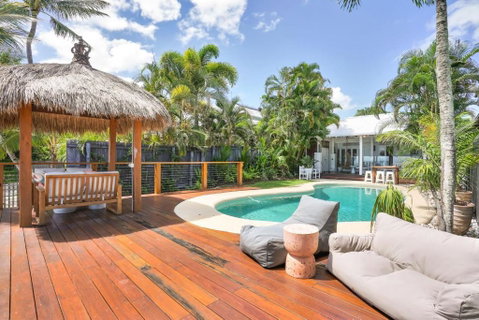 Mylara Beachfront Holiday Home - Hervey Bay Accommodation 3