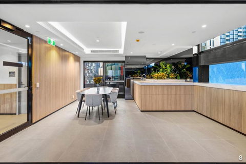 NEW Chic Stature Southbank 2 Bd - Hervey Bay Accommodation 2